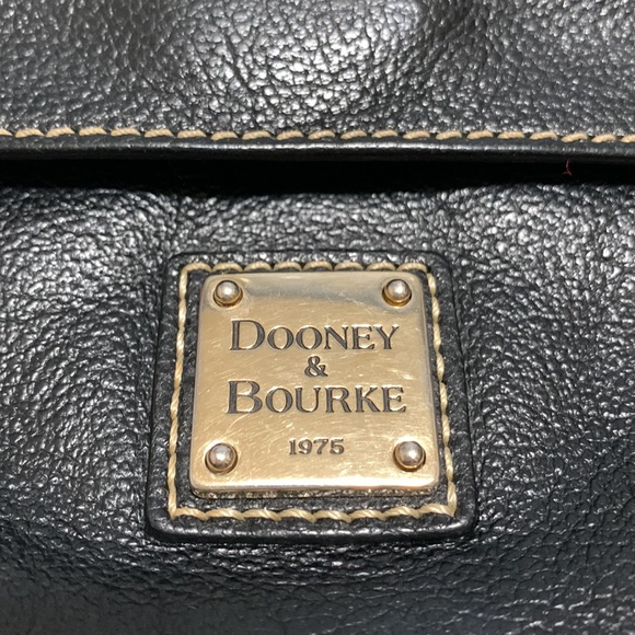 Dooney & Bourke handbag black vintage w front pocket - Picture 14 of 15